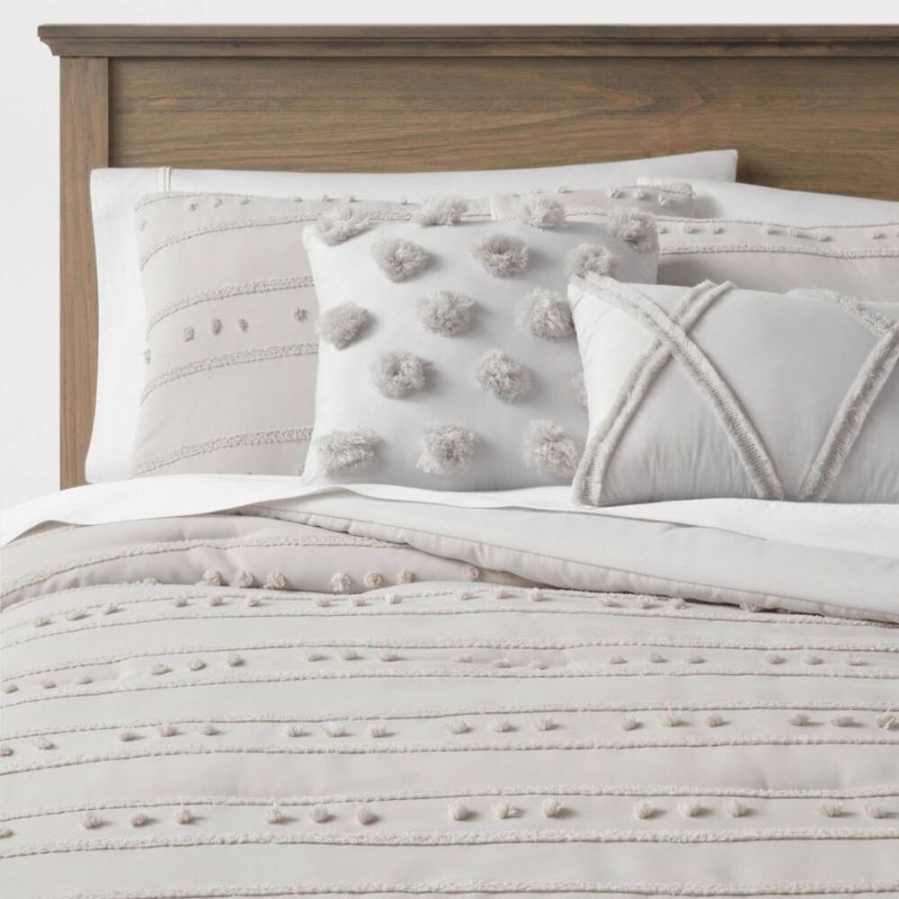 Threshold 4-Piece Comforter Set Clipped & Stripes Textured Gray Twin/TwinXL
